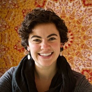 Meet your Posher, Cassandra